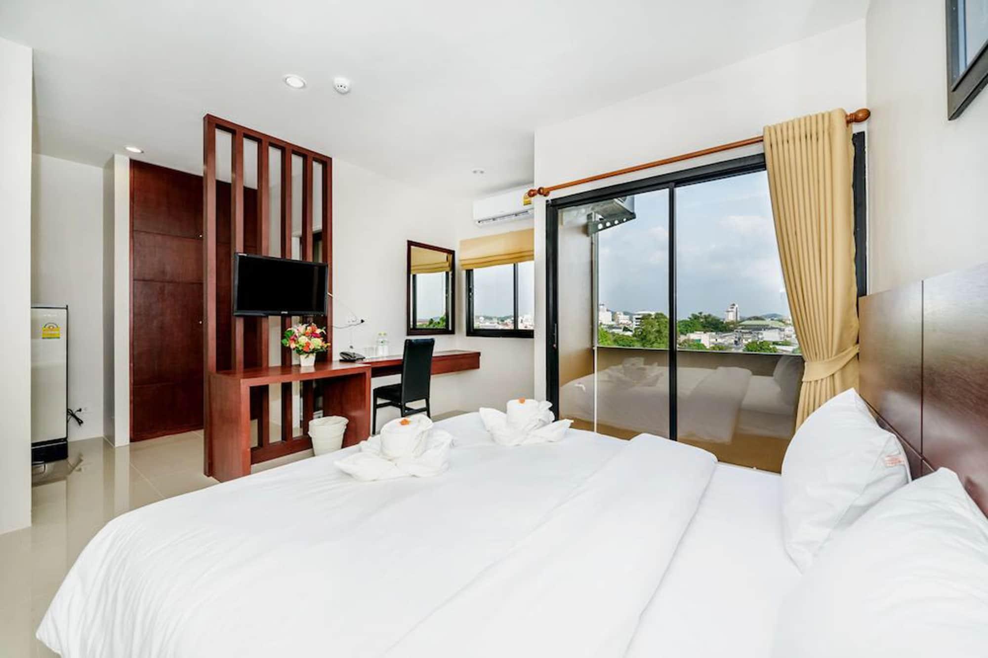 The Topaz Residence Phuket Town Eksteriør billede
