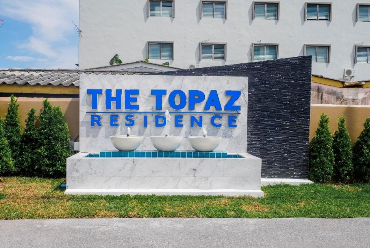 The Topaz Residence Phuket Town Eksteriør billede